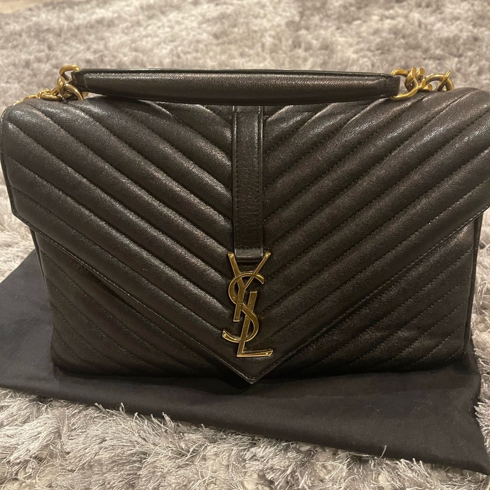 YSL Saint Laurent excellent condition
